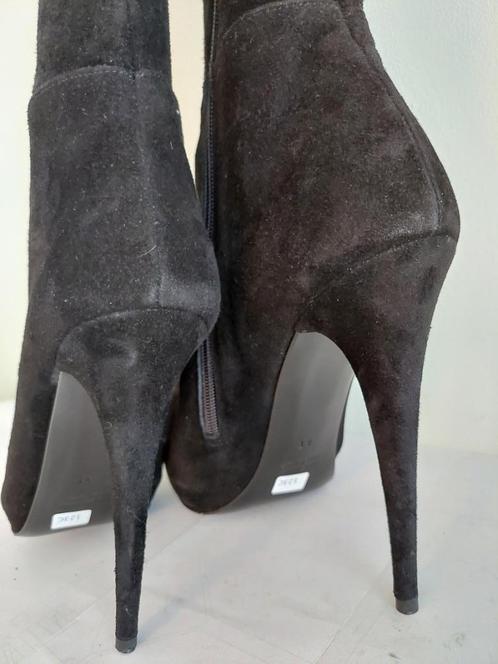 123C* ISLO - magnifiques cuissardes noires cuir (41), Vêtements | Femmes, Chaussures, Neuf, Bottes hautes, Noir, Envoi