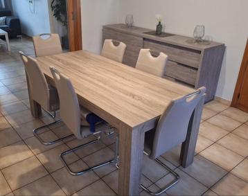 Weba Eettafel+6 stoelen en een opbergkast  beschikbaar voor biedingen