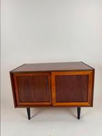 Rosewood Sliding Door Cabinet by Faarup Møbelfabrik, Ophalen, Zo goed als nieuw