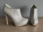 Zilverkleurige enkellaarsjes Sparrkk Steve Madden maat 40, Neuf, Steve Madden, Boots et Botinnes, Envoi