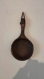 Handgesneden stuk uit de jaren 70, Enlèvement