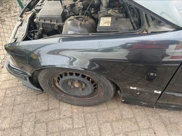Bmw E36 Sedan. Fender/aile/vleugel/Autoflügel beschikbaar voor biedingen