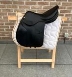 Springzadel Brunet Pineau 17 inch, Dieren en Toebehoren, Paarden en Pony's | Zadels, Ophalen of Verzenden