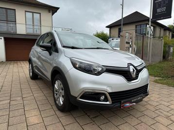 Renault Captur benzine automaat van 2016  beschikbaar voor biedingen