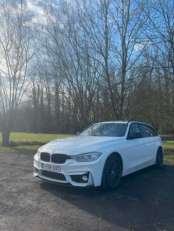 BMW F31 318D Touring, Autos, Cuir, Euro 5, Noir, 5 portes