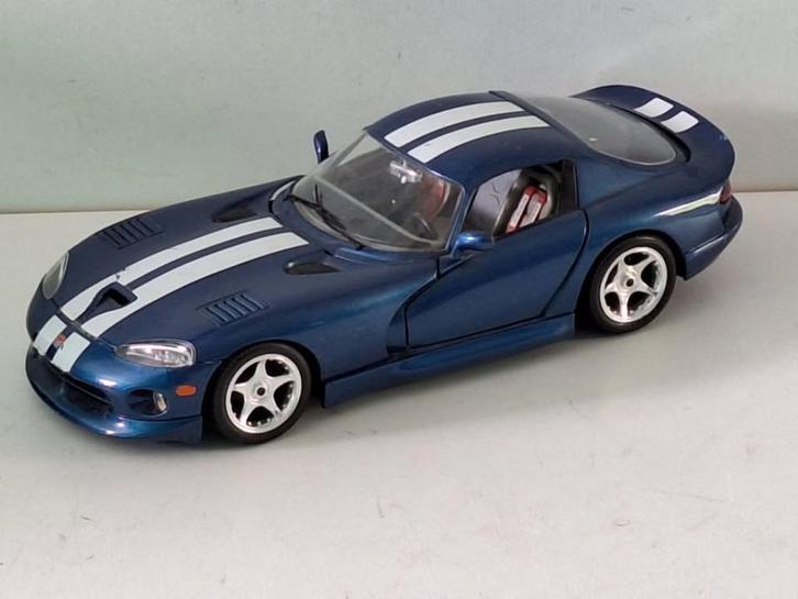 Modèle réduit DOGGE VIPER GTS 1/18 en métal, Hobby en Vrije tijd, Modelauto's | 1:18, Gebruikt, Auto, Burago, Ophalen of Verzenden