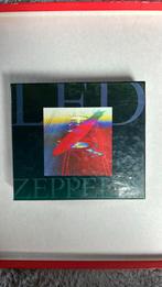 Led zeppelin met boekje in doos cd., CD & DVD, CD | Hardrock & Metal, Enlèvement ou Envoi