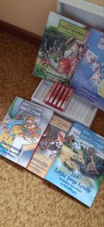 5 Sprookjesboeken met cassettes en kaft voor in optebergen, Ophalen