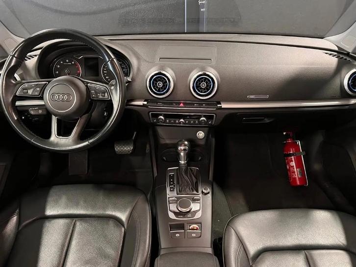 Audi A3, Autos, Audi, Particulier, A3, ABS, Régulateur de distance, Airbags, Air conditionné, Alarme, Bluetooth, Feux de virage