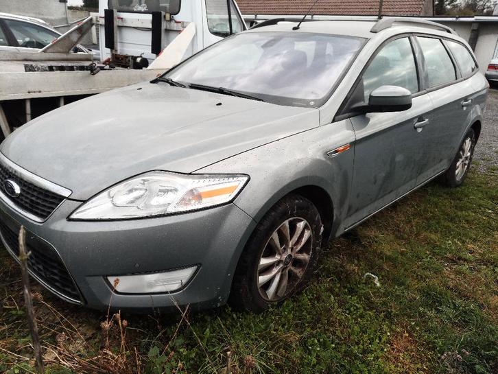 F.Mondeo 1,8tdci. 2010. 200km. En bon état générale, Autos, Ford, Particulier, Mondeo, Diesel, Euro 4, Break, 5 portes, Boîte manuelle