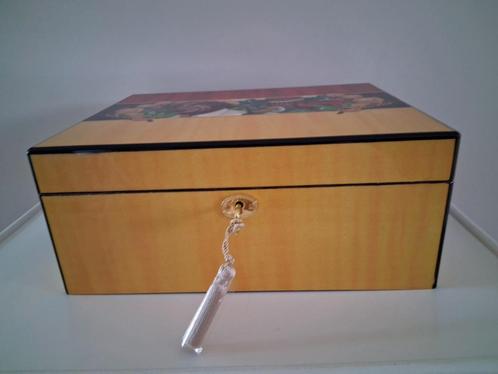 Dupont: Humidor Voor 40 Sigaren Nieuw,, Verzamelen, Rookartikelen, Aanstekers en Luciferdoosjes, Nieuw, Ophalen of Verzenden