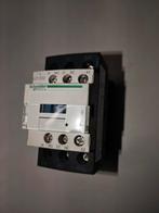 Contactor relais 3 polig, Doe-het-zelf en Bouw, Ophalen, Zo goed als nieuw