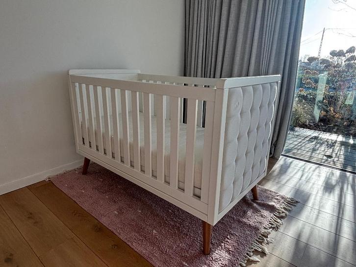 Childwood retro baby / kinder meegroeibed, Enfants & Bébés, Chambre d'enfant | Lits, Comme neuf, 140 à 160 cm, 70 à 85 cm, Sommier à lattes