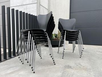 Fritz Hansen, Arne Jacobsen series 7 stoelen, groot aantal beschikbaar voor biedingen