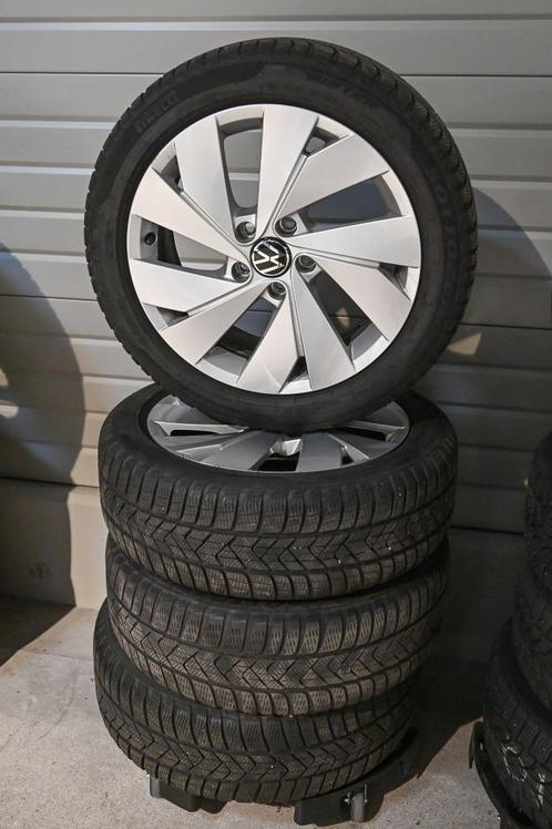 Kit hiver jantes + pneus VW Golf 8 occasion 205/50 R17, Autos : Divers, Autos divers Autre, Enlèvement