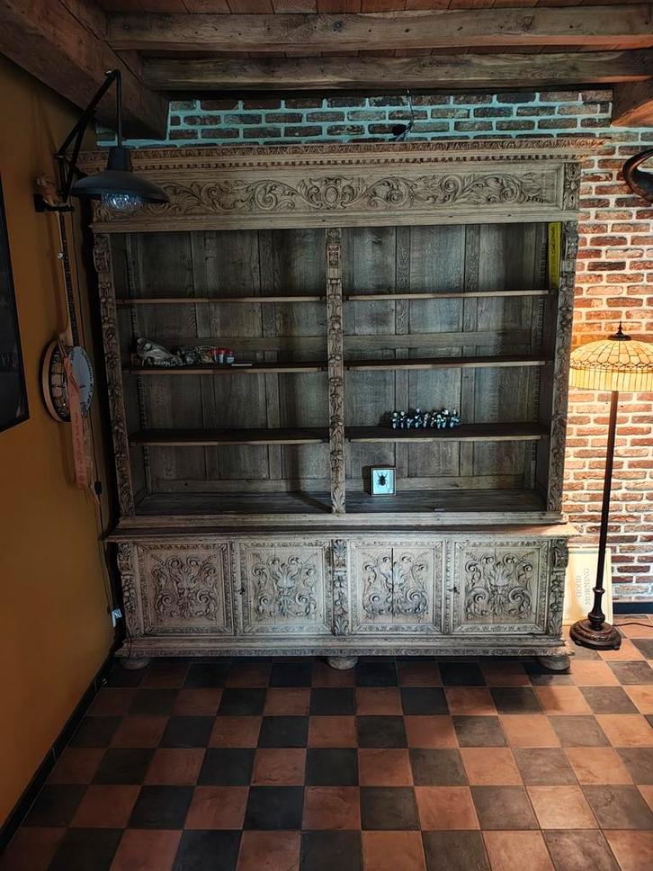Zware gesculpteerde eiken boekenkast, Huis en Inrichting, Kasten | Buffetkasten, Zo goed als nieuw, Glas, Ophalen