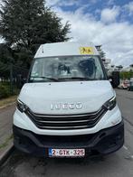 Iveco Daily C7018 - 2022 — 1e Pro. 69000 km, Auto's, Automaat, Achterwielaandrijving, Euro 6, Wit