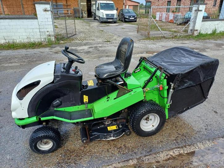 Etesia hydro 100 tweecilinder vanguard -motor, Tuin en Terras, Zitmaaiers, Zo goed als nieuw, Ophalen of Verzenden