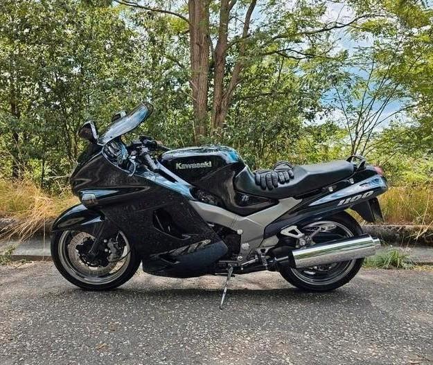 Kawasaki ZZR model-D Facelift, Motoren, Motoren | Kawasaki, Particulier, Naked bike, meer dan 35 kW, 4 cilinders, Motorrijbewijs A