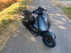 Zeer mooie custum vespa sprint, Fietsen en Brommers, Ophalen, Vespa S, Benzine, 50 cc