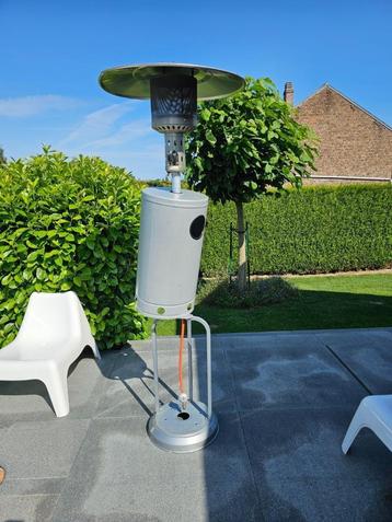 Vrijstaande terrasverwarmer op gas beschikbaar voor biedingen