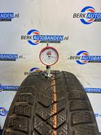 2x Pirelli SottoZero 3 215/55 R18 95H 215/55/18 2155518 (pri, 18 inch, Band(en), Personenwagen, Gebruikt