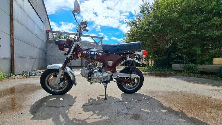 Dax Skyteam 50cc, Fietsen en Brommers, Brommers | Honda, Zo goed als nieuw, Ophalen