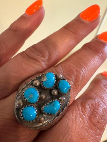 Vintage NAVAJO ringen met turquoise stenen beschikbaar voor biedingen