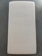 Aerosleep matras 120x60 + 2 matrasbeschermers + 4 hoeslakens, Ophalen, Jongetje of Meisje, Zo goed als nieuw, Wit