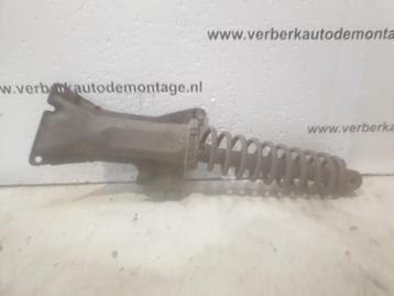 VEERPOOT LINKS ACHTER Audi 80 (B4) (01-1991/12-1995) beschikbaar voor biedingen