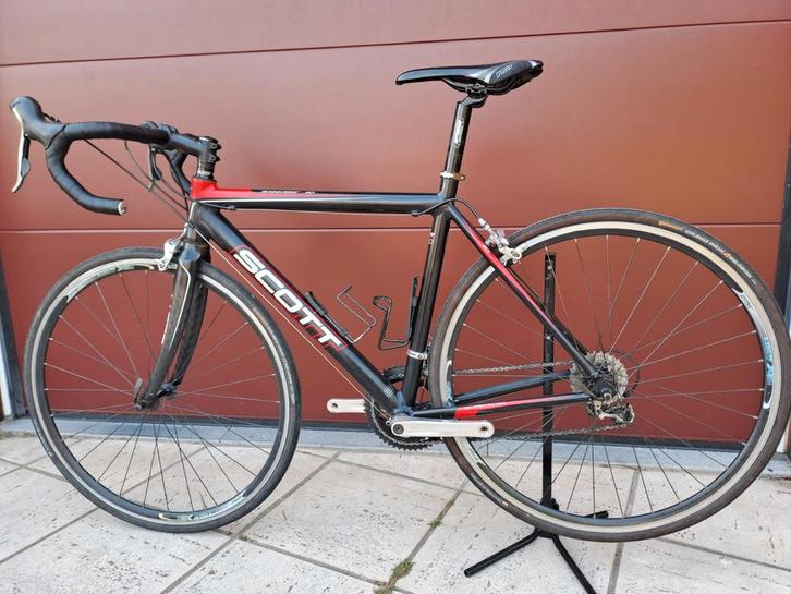 Vélo de route Scott Speedster S30 - vélo idéal pour débutant, Vélos & Vélomoteurs, Vélos | Hommes | Vélos de sport & Vélo de randonnée