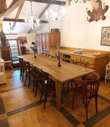 lange handgemaakte eettafel 320 cm lang beschikbaar voor biedingen