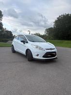 Ford fiesta blanche, Autos, 1242 cm³, Achat, 44 kW, Particulier