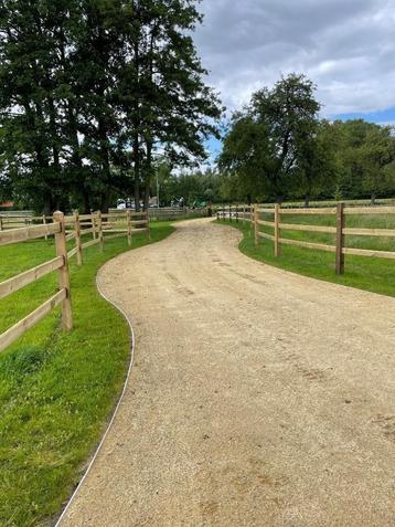 Houten omheining & poorten  beschikbaar voor biedingen