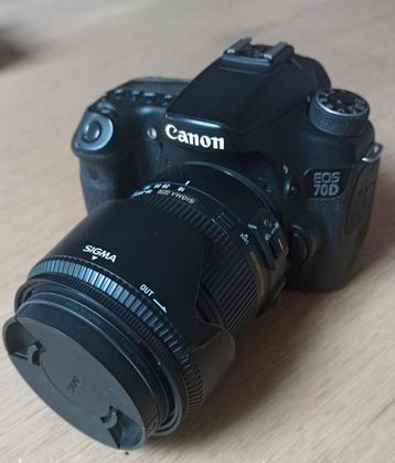 Canon 70D met flitslamp, draagtas en accessoires