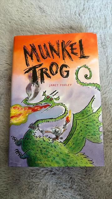 Janet Foxley - Munkel Trog beschikbaar voor biedingen