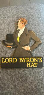 Publicité lord byron’s hat chapeau 1940 50, Enfants & Bébés, Vêtements de bébé | Casquettes & Chapeaux, Enlèvement ou Envoi, Chapeau