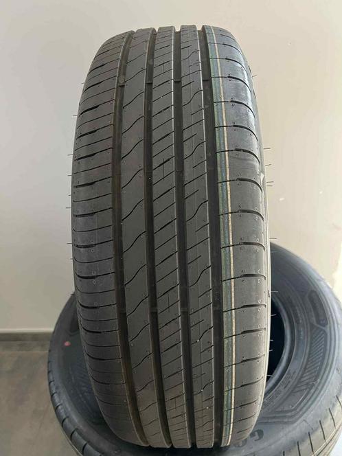 GOODYEAR ZOMERBANDEN 215/65/R16 NIEUW NIEUW, Auto-onderdelen, Banden en Velgen, Band(en), Zomerbanden, 16 inch, 215 mm, Personenwagen