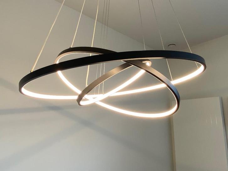 Hanglamp Arisha 3 ringen, Huis en Inrichting, Lampen | Hanglampen, Gebruikt, Kunststof, Ophalen