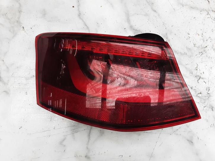 FEU ARRIÈRE GAUCHE Audi A3 (8V1 / 8VK) (8V3945095D), Autos : Pièces & Accessoires, Éclairage, Audi, Utilisé
