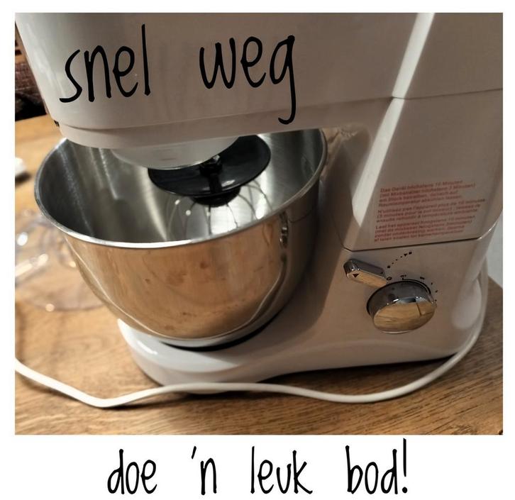 Keukenrobot - voor een leuk bod van jou, Elektronische apparatuur, Keukenmixers, Gebruikt, Ophalen