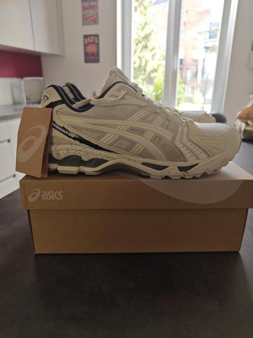 Asics gel kayano-14, Sport en Fitness, Loopsport en Atletiek, Zo goed als nieuw, Asics, Ophalen
