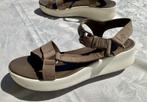 Timberland globetrotter sandalen - P 39, Kleding | Dames, Schoenen, Zo goed als nieuw, Timberland, Groen, Sandalen of Muiltjes