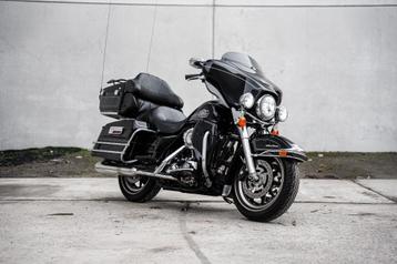 Harley Davidson Street Glide Zwart beschikbaar voor biedingen