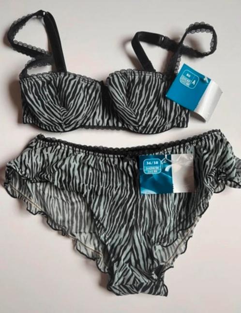 Bijpassende bh en korte broek, Kleding | Dames, Ondergoed en Lingerie, Ophalen of Verzenden