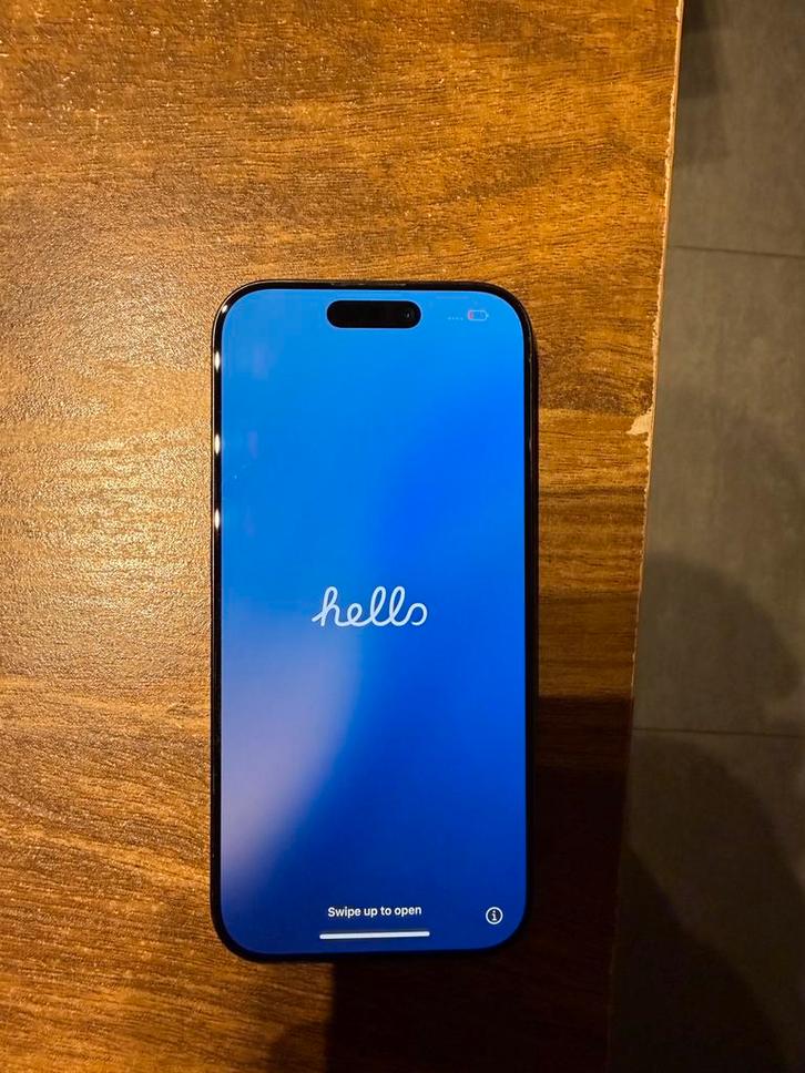 Iphone 16 Pro 128gb doos alles erbij, Telecommunicatie, Mobiele telefoons | Motorola, Zo goed als nieuw, Ophalen