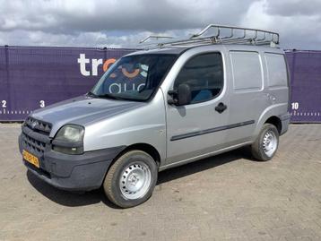 2004 - Fiat - Doblò - 1.3 JTD Basis - Bedrijfswagen, Auto's, Bestelwagens en Lichte vracht, Gebruikt, Bedrijf, Euro 3, Handgeschakeld