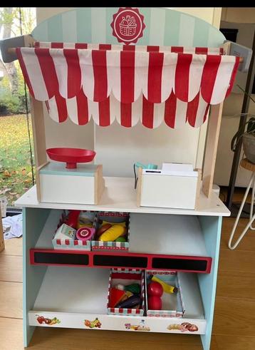 Speelgoedwinkeltje beschikbaar voor biedingen