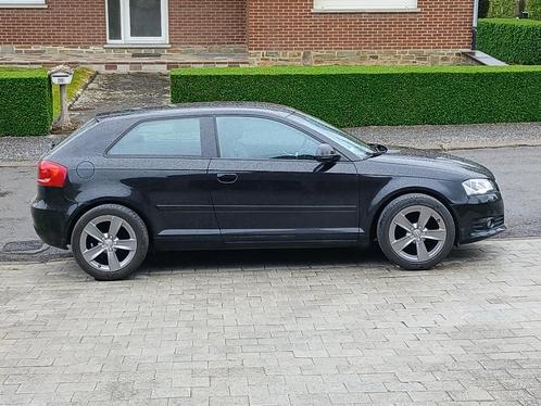 AUDI A3 SPORTBACK TDI 16 valves 2010 NOIRE, Auto's, Audi, Particulier, A3, ABS, Adaptive Cruise Control, Airconditioning, Bluetooth