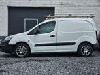 Citroën Berlingo Barre de toit * 3 places * Clim (bj 2016), Auto's, Bestelwagens en Lichte vracht, Stof, Gebruikt, 4 cilinders